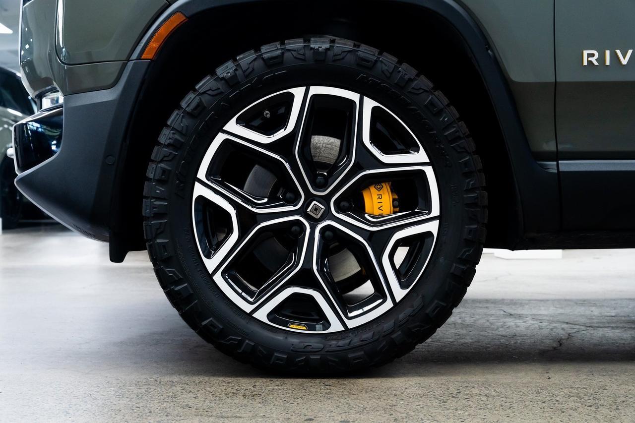 2023 Rivian R1S Launch Edition Vented Seats 3rd Row Seats Portland OR