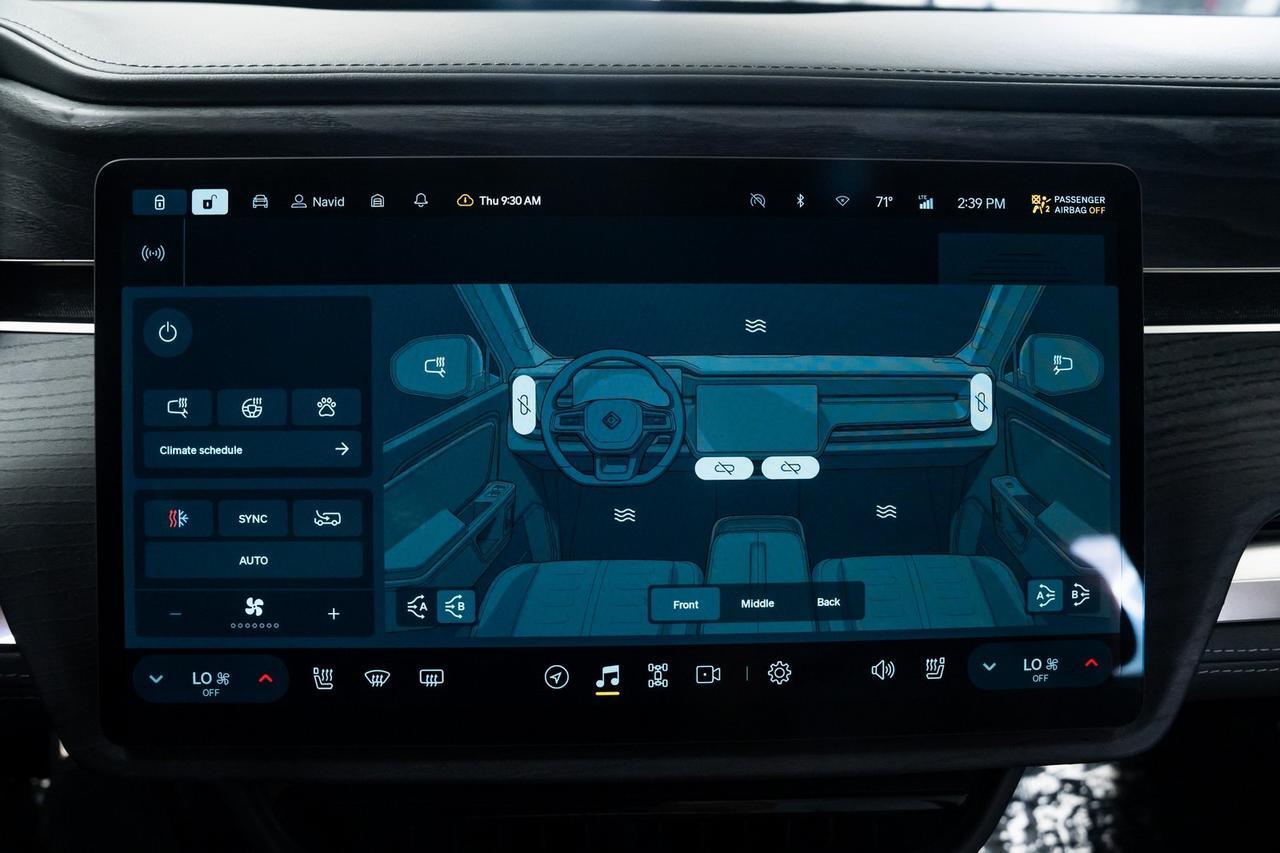 2023 Rivian R1S Launch Edition Vented Seats 3rd Row Seats Portland OR