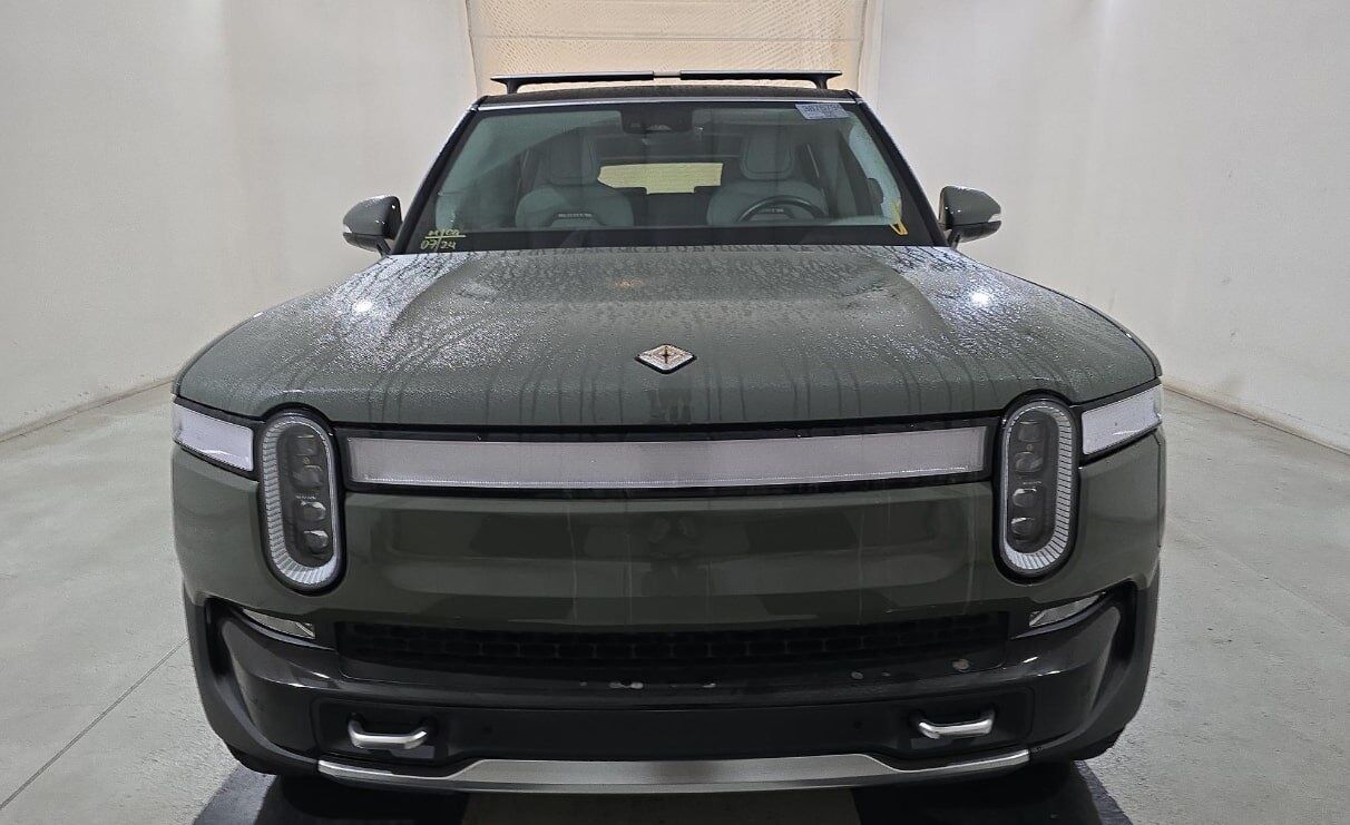 2023 Rivian R1S Launch Edition Vented Seats Adaptive Cruise Low Miles Portland OR