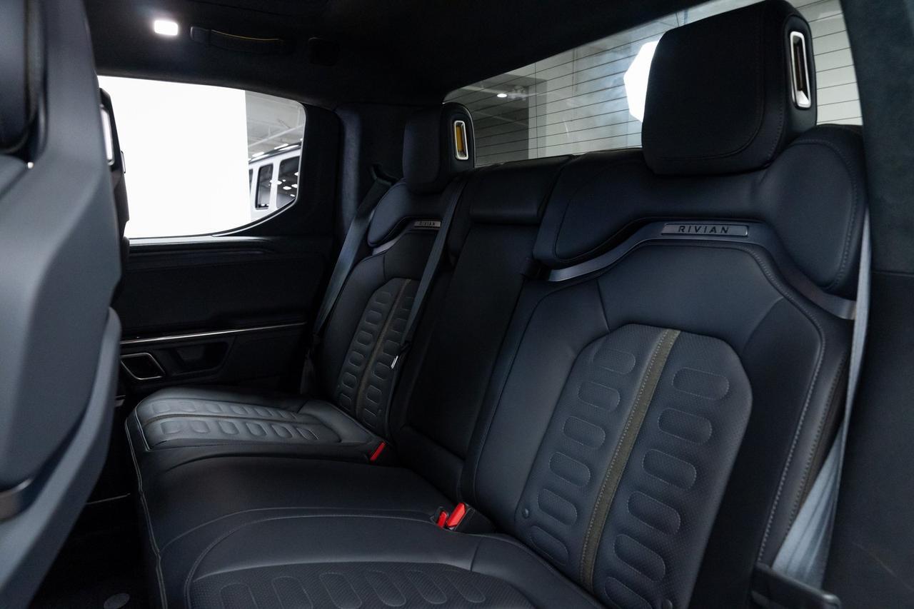 2023 Rivian R1T Adventure 1 Owner Vented Seats Surround View Camera Portland OR