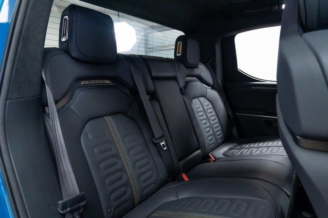 2023 Rivian R1T Adventure 1 Owner Vented Seats Surround View Camera Portland OR