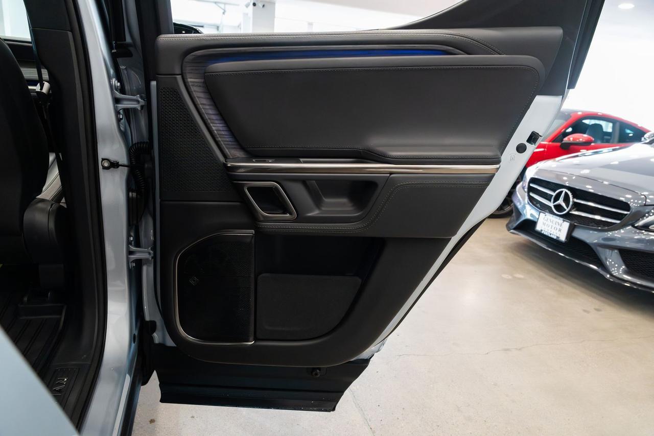 2023 Rivian R1T Adventure Gladstone OR
