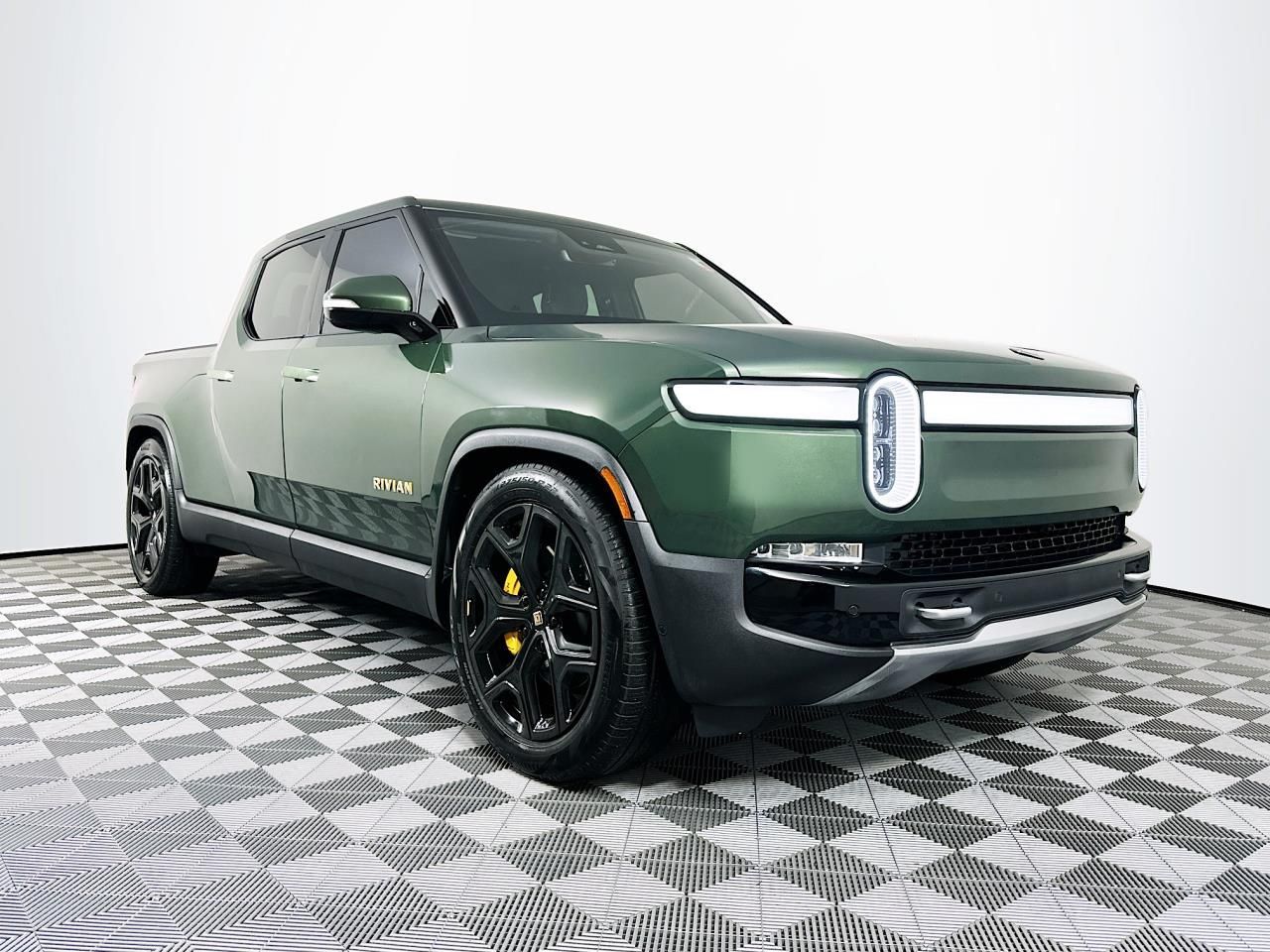 2023 Rivian R1T Adventure photo 4