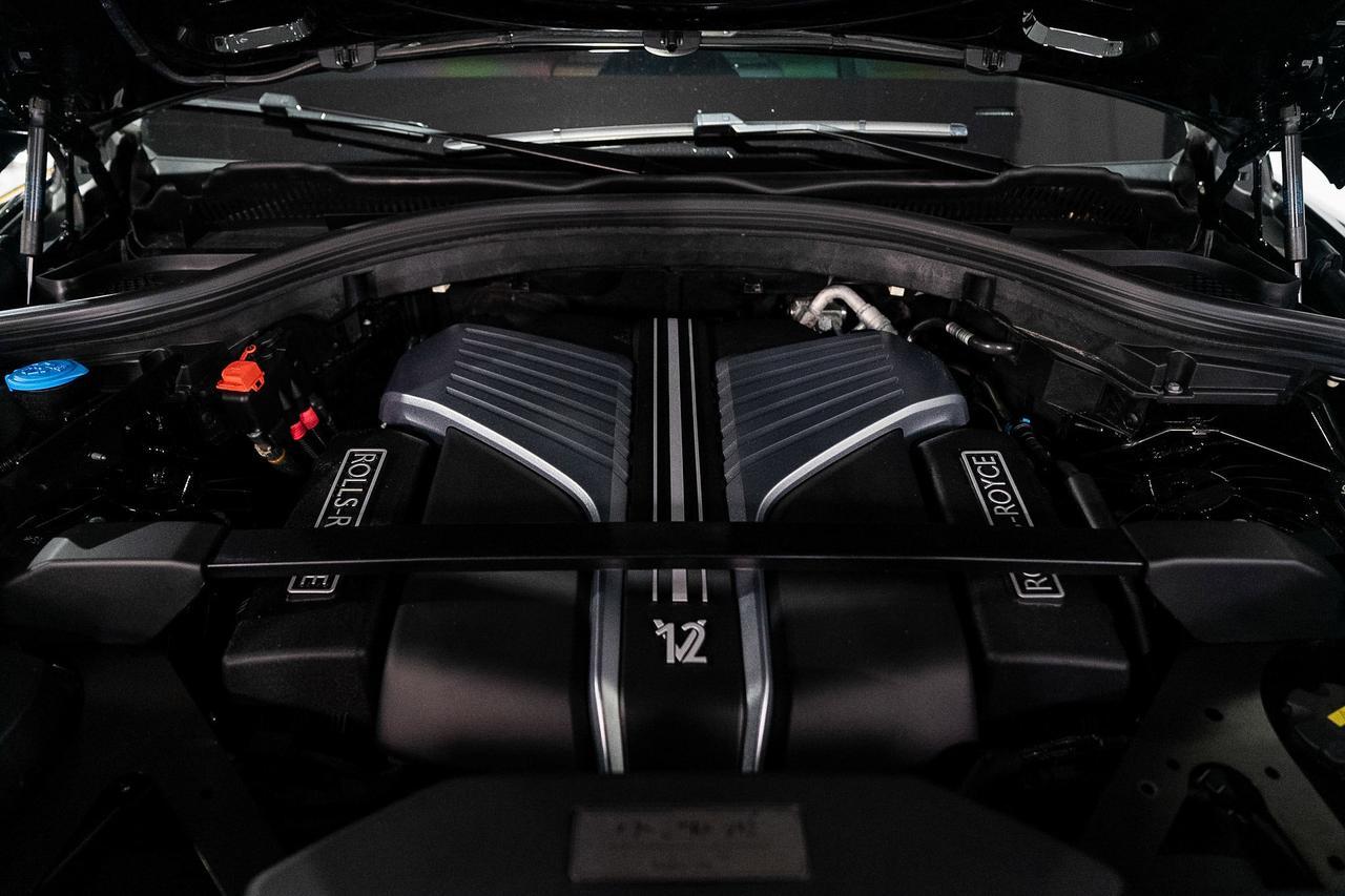 2023 Rolls-Royce Cullinan Black Badge Black Diamond paint,Mandarin interior,Bespoke audio system,four-passenger config & MORE! Fort Lauderdale FL