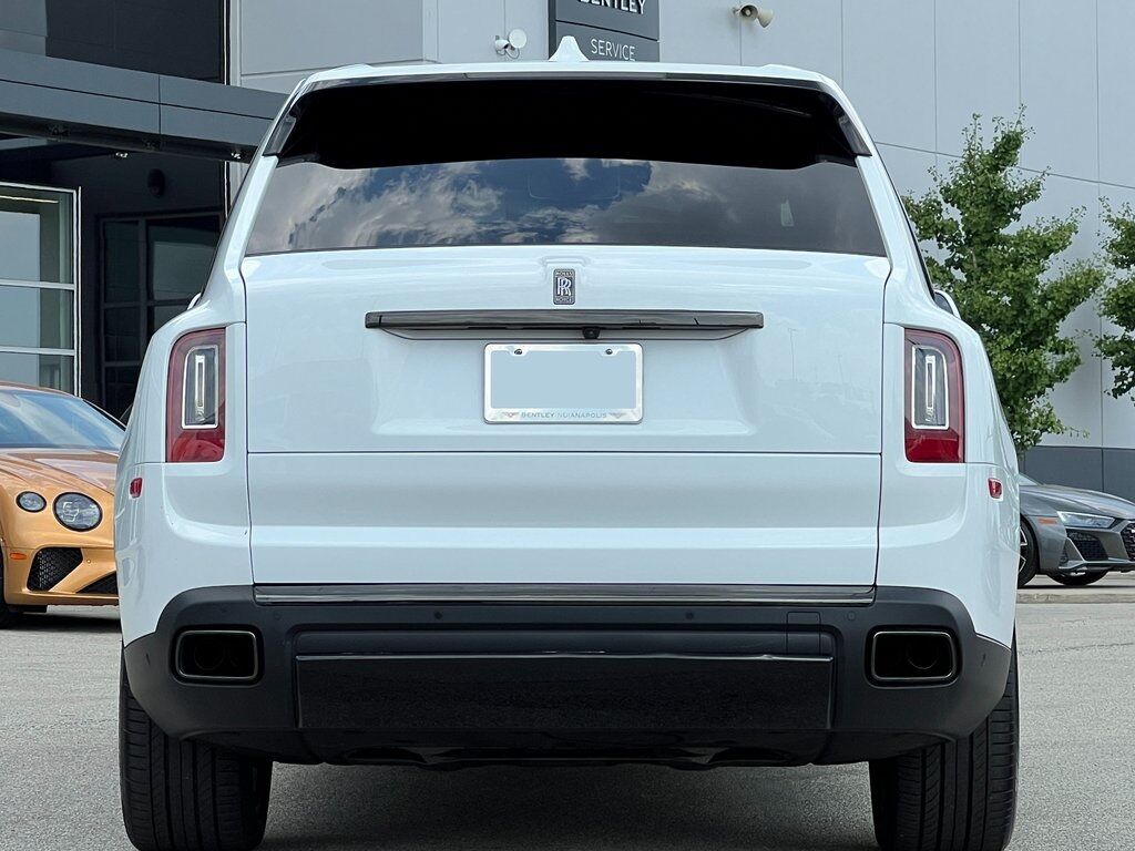 2023 Rolls Royce Cullinan Black Badge photo 38
