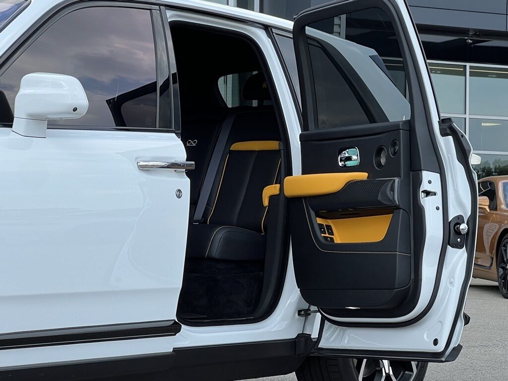 2023 Rolls-Royce Cullinan Black Badge Indianapolis IN