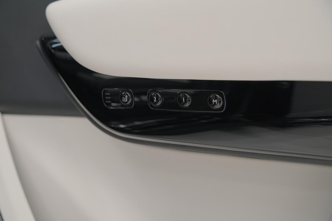 2023 Rolls-Royce Cullinan Mansory Miami FL