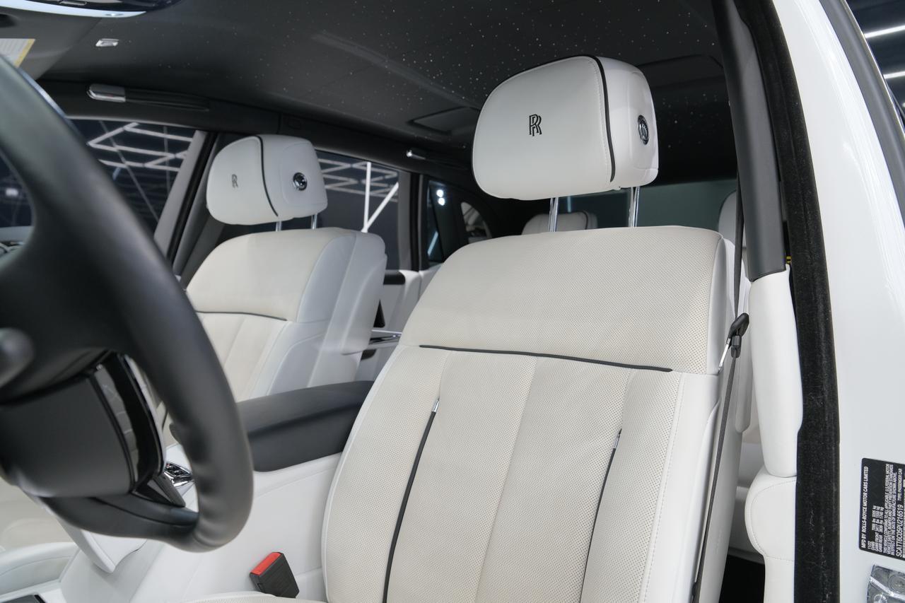 2023 Rolls-Royce Phantom Base Miami FL