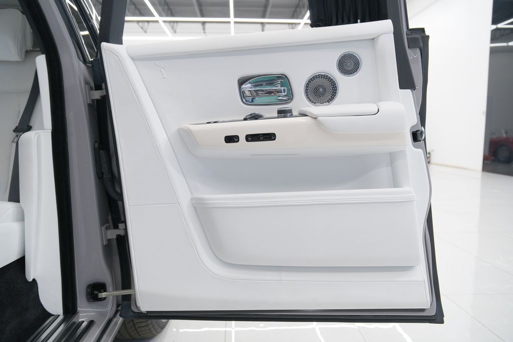 2023 Rolls-Royce Phantom Base Miami FL