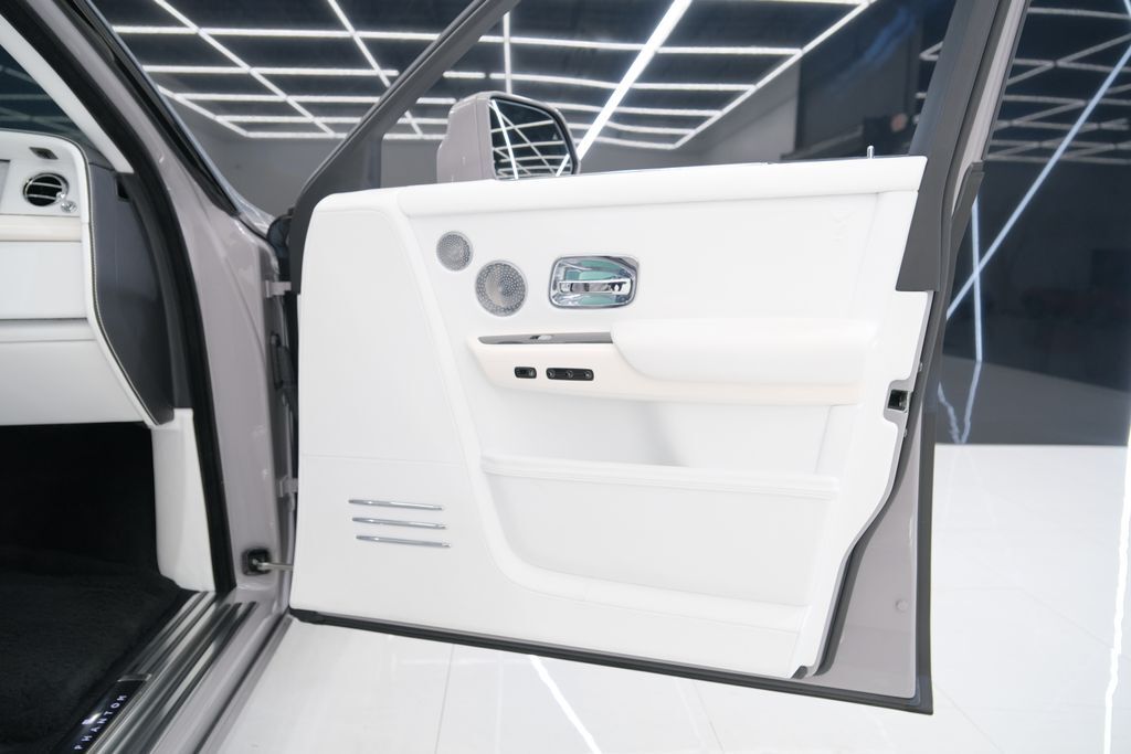 2023 Rolls-Royce Phantom Base Miami FL