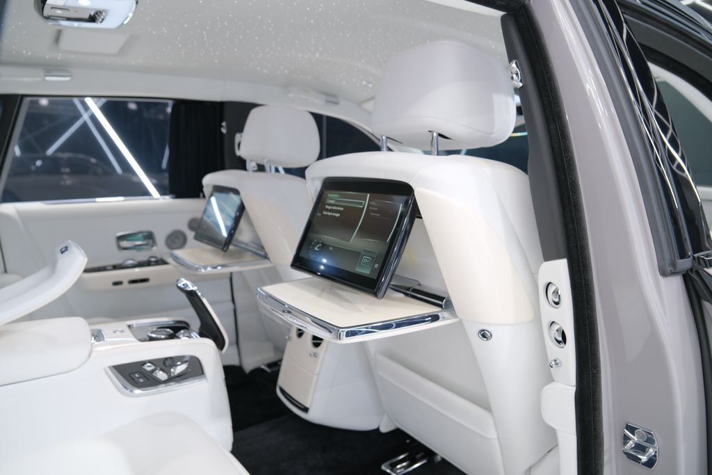 2023 Rolls-Royce Phantom Base Miami FL