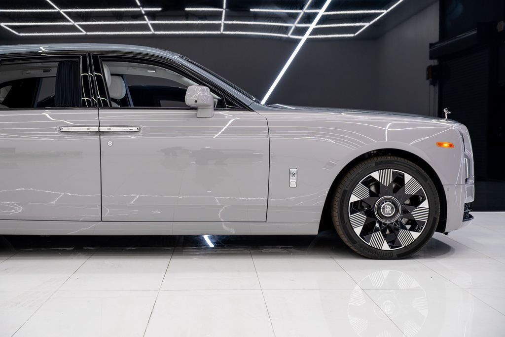 2023 Rolls-Royce Phantom Base Miami FL