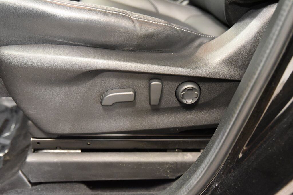 2023 Subaru Ascent Limited Akron