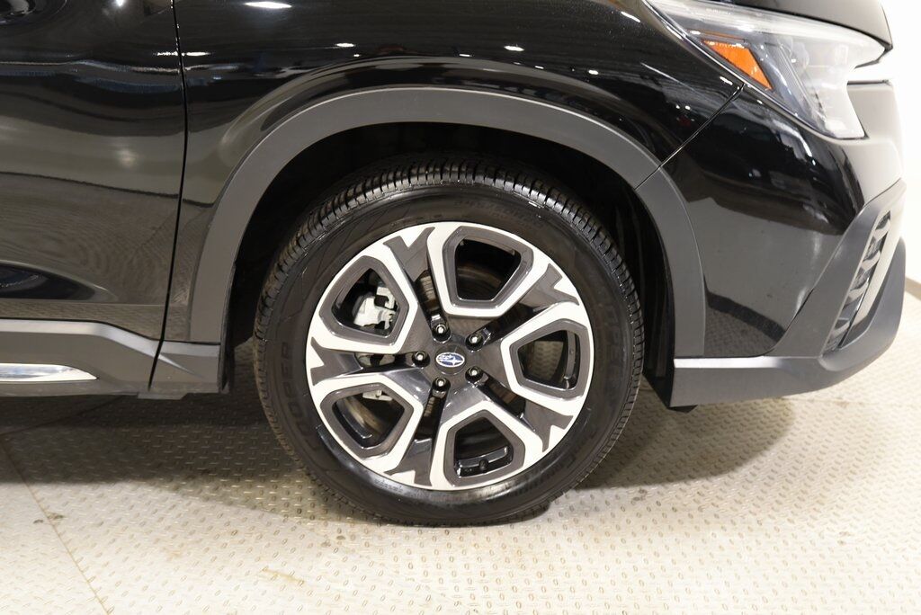 2023 Subaru Ascent Limited Akron
