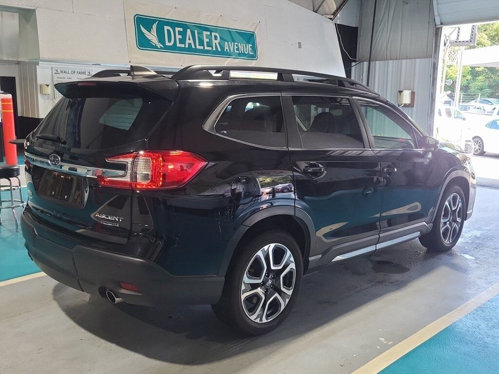 2023 Subaru Ascent Limited Akron