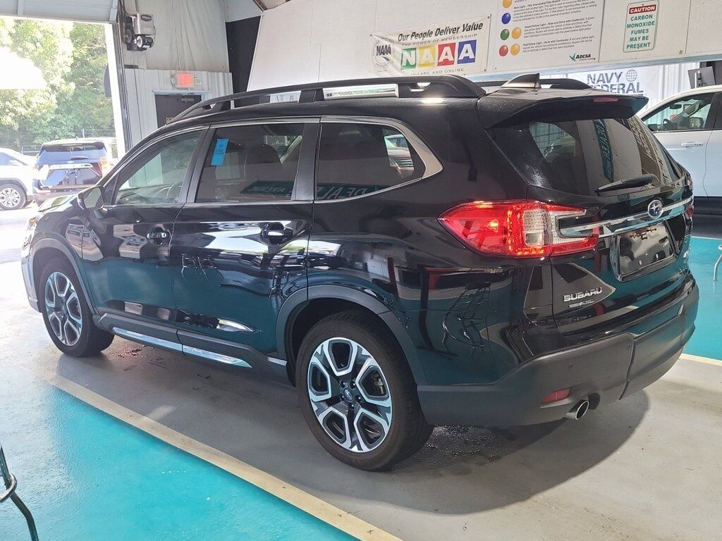 2023 Subaru Ascent Limited Akron
