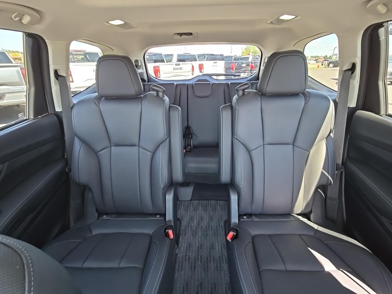 2023 Subaru Ascent Limited Fredericksburg VA