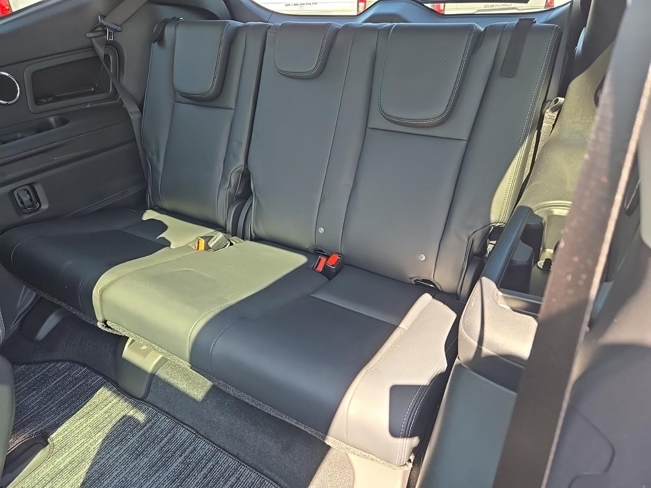 2023 Subaru Ascent Limited Fredericksburg VA