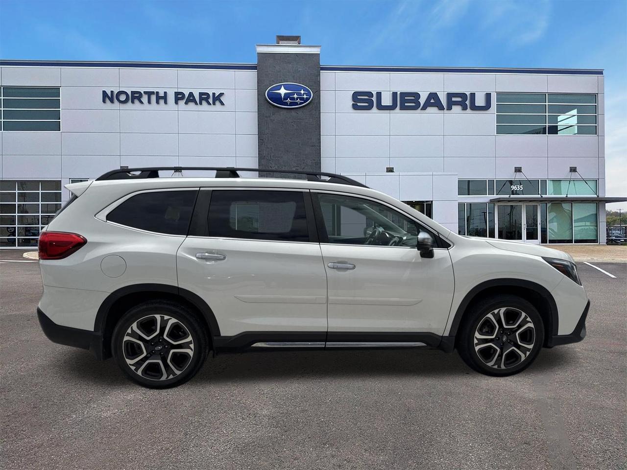 2023 Subaru Ascent Touring