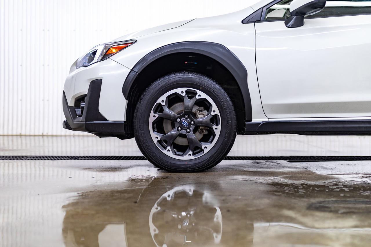 2023 Subaru Crosstrek AWD Sport Manual Roof BCam Red Deer AB