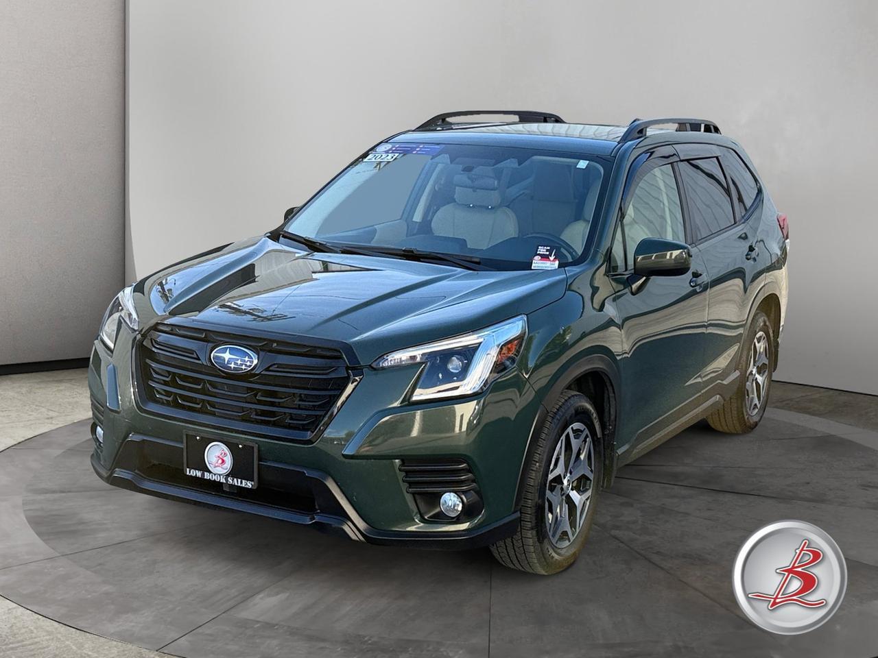 2023 Subaru FORESTER Premium