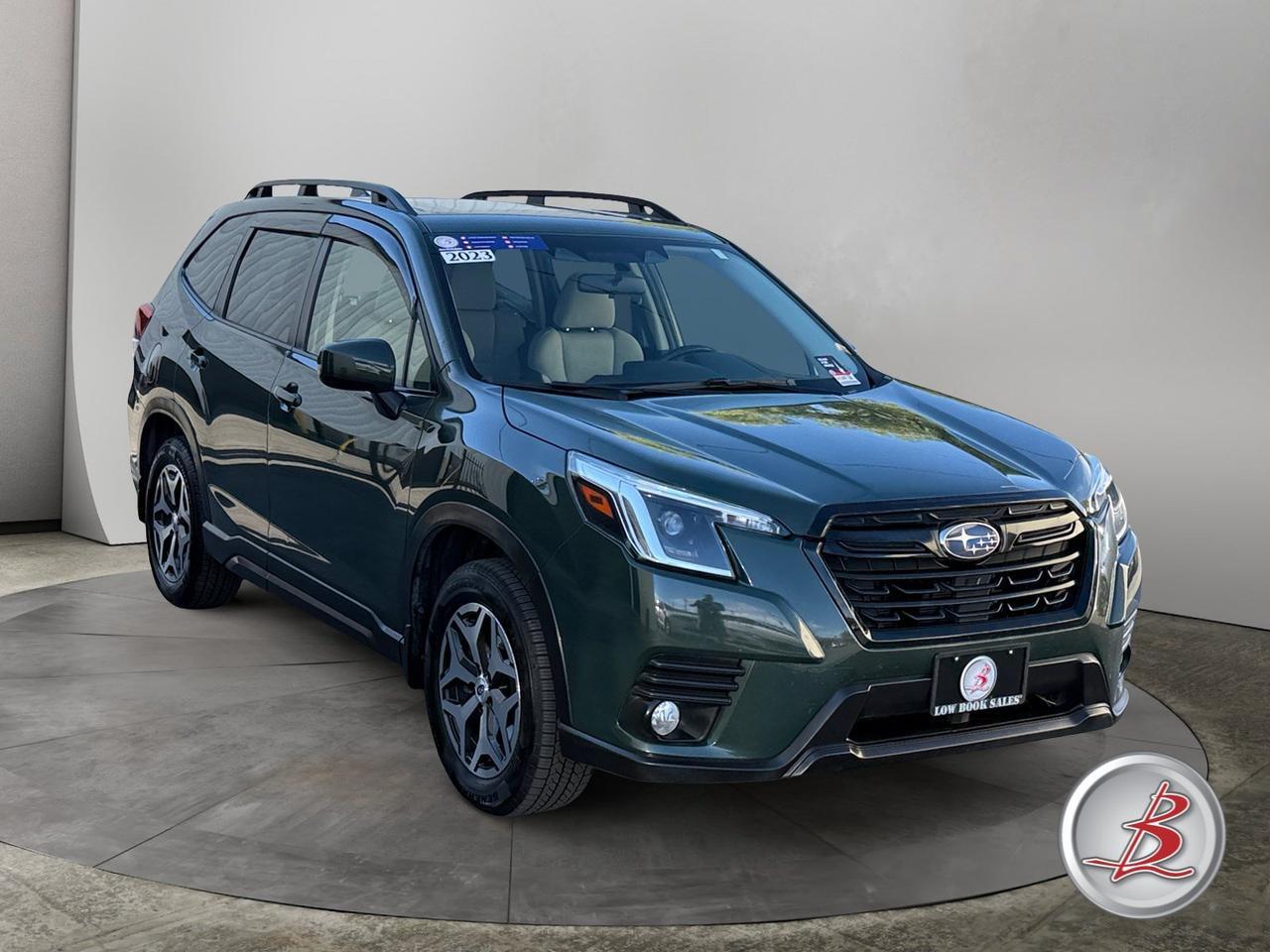 2023 Subaru FORESTER Premium