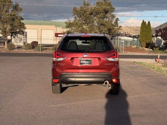 2023 Subaru Forester Limited Klamath Falls OR