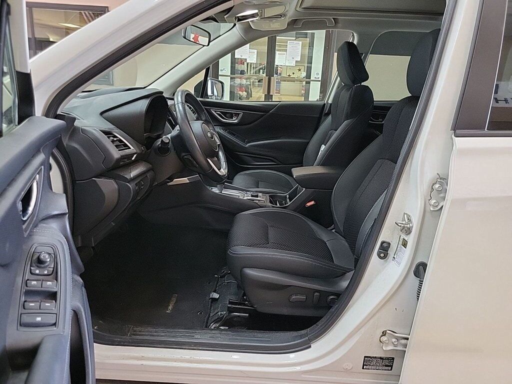 2023 Subaru Forester Premium Akron OH