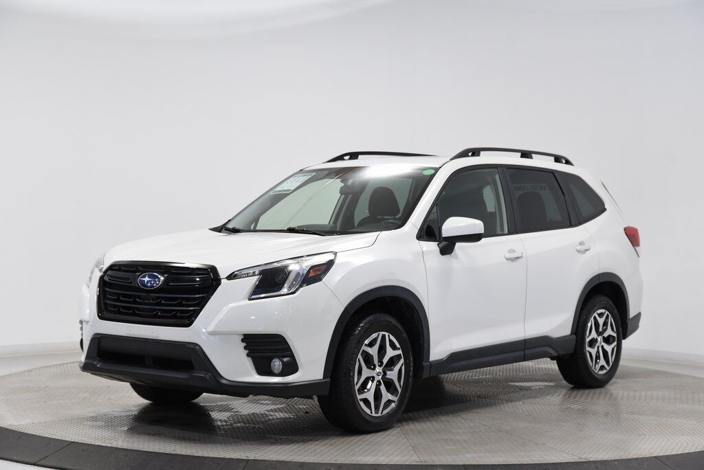 2023 Subaru Forester Premium Akron OH