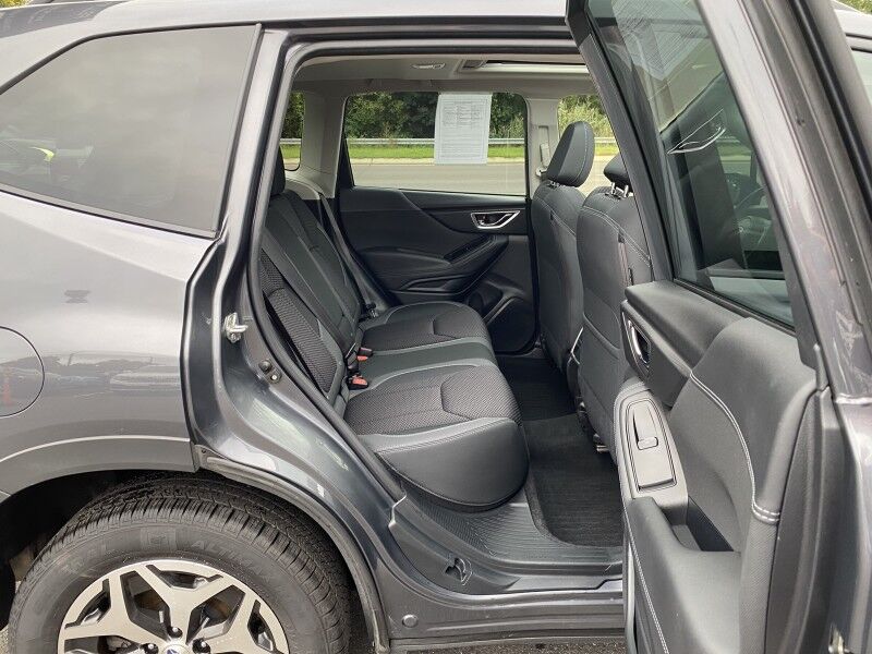 2023 Subaru Forester Premium Springfield PA