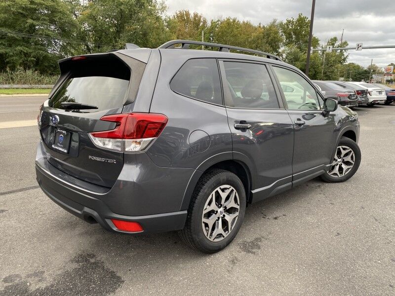 2023 Subaru Forester Premium Springfield PA