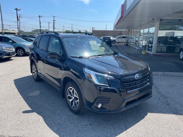 2023 Subaru Forester Premium Cleveland OH