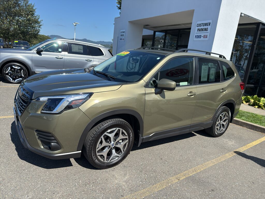 2023 Subaru Forester Premium Eureka CA
