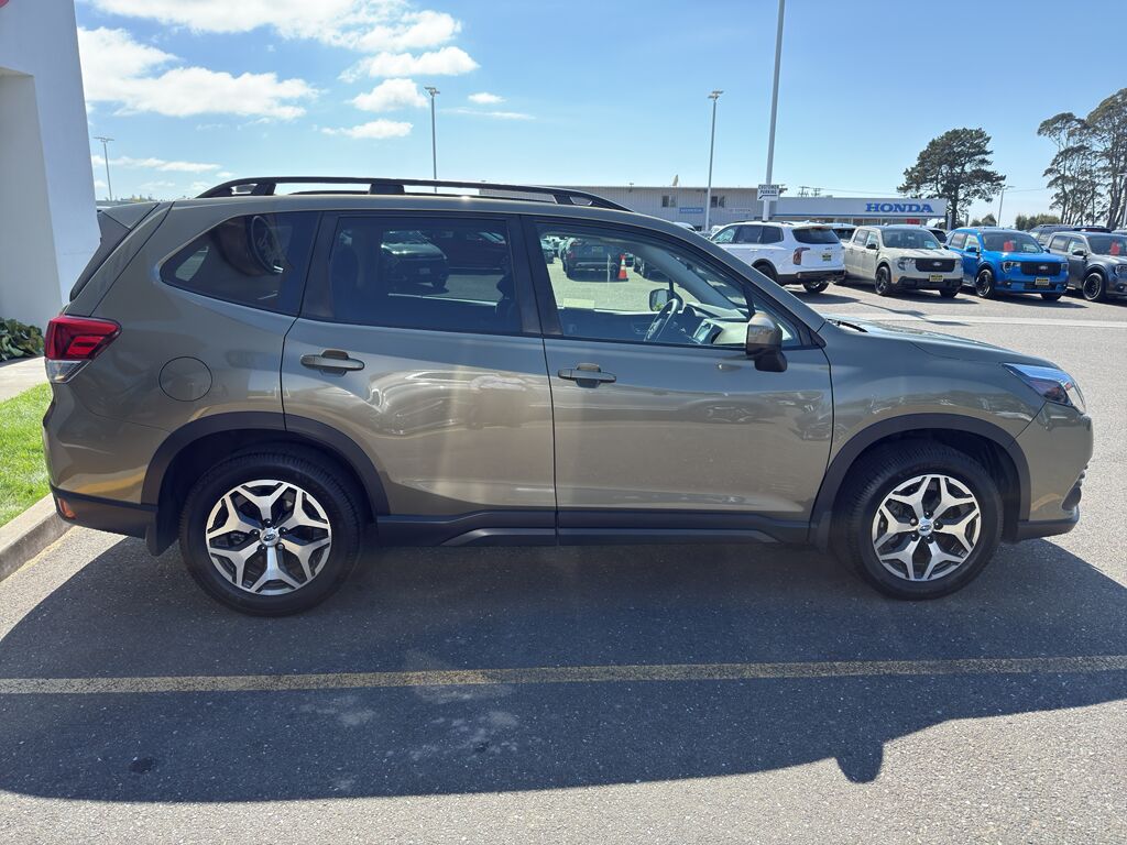 2023 Subaru Forester Premium Eureka CA