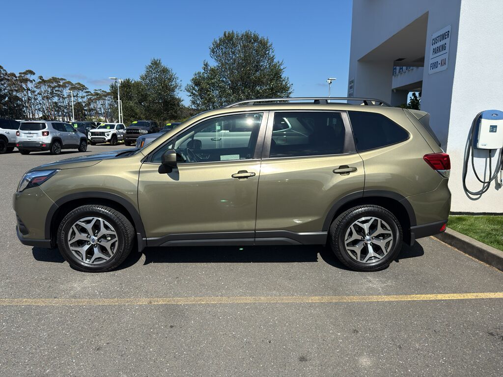 2023 Subaru Forester Premium Eureka CA