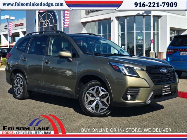2023 Subaru Forester Premium