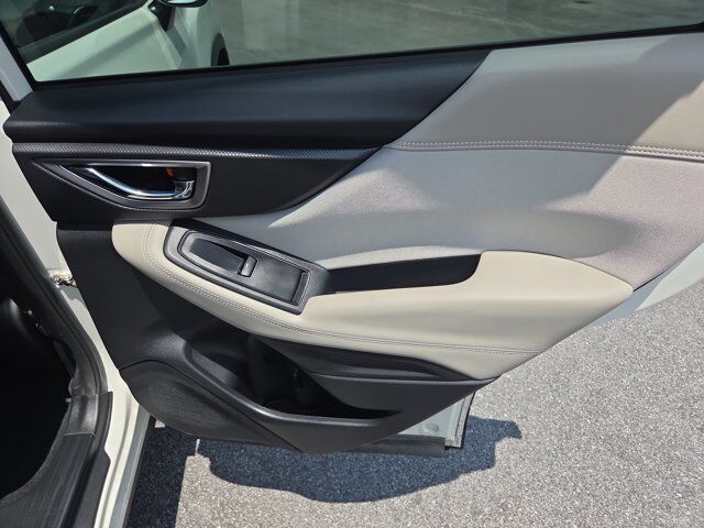 2023 Subaru Forester Premium Hamburg PA