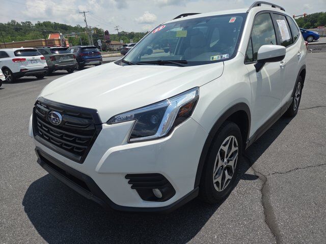 2023 Subaru Forester Premium Hamburg PA