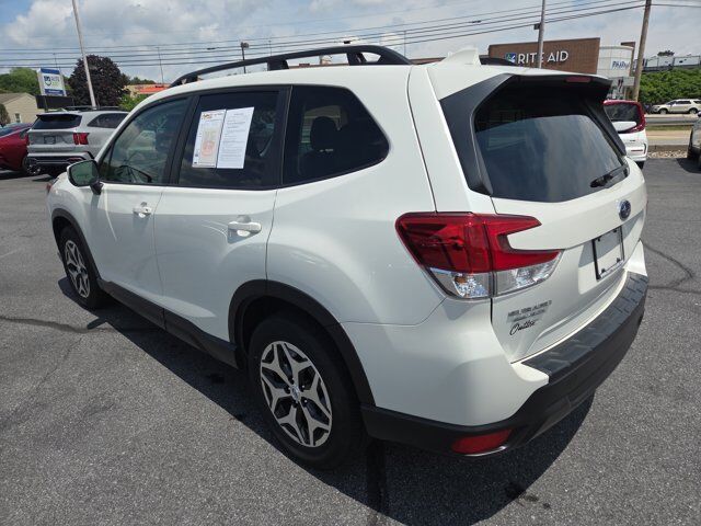 2023 Subaru Forester Premium Hamburg PA