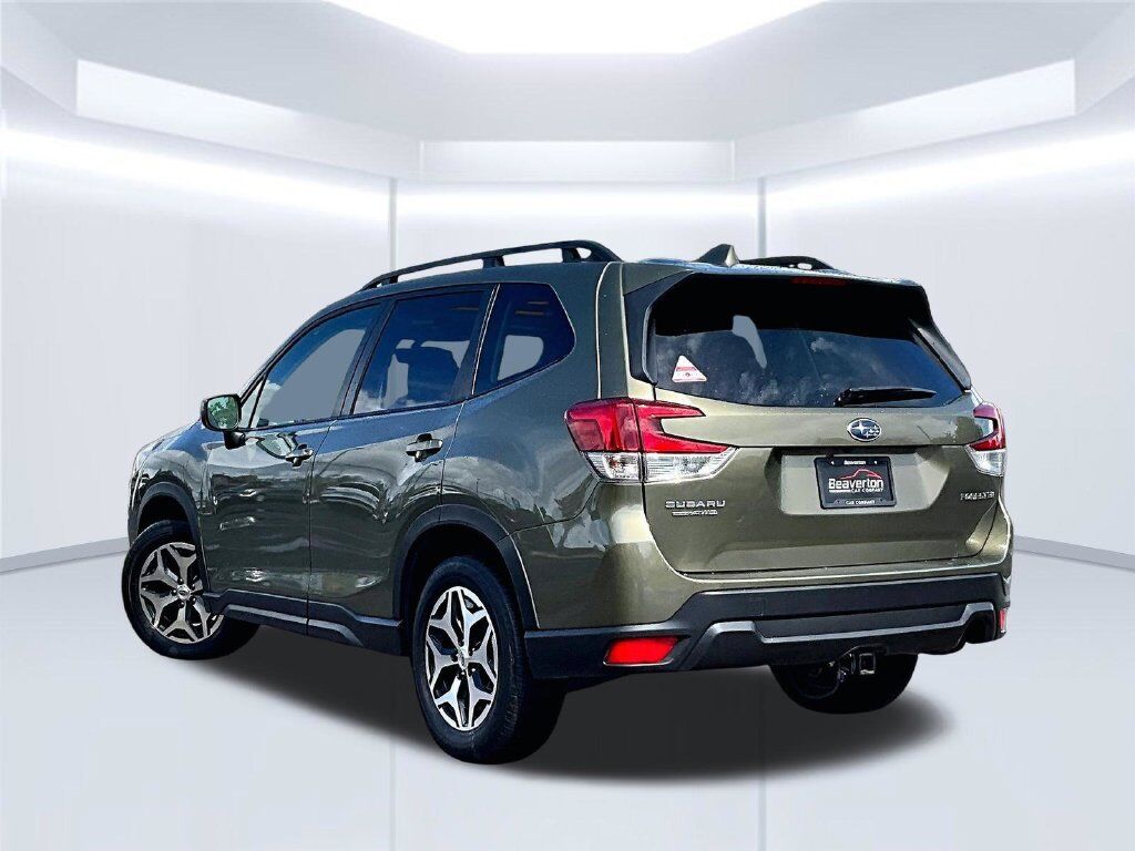 2023 Subaru Forester Premium OR