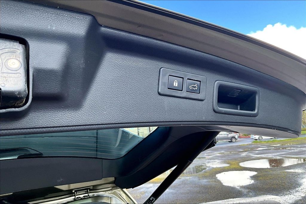 2023 Subaru Forester Premium OR