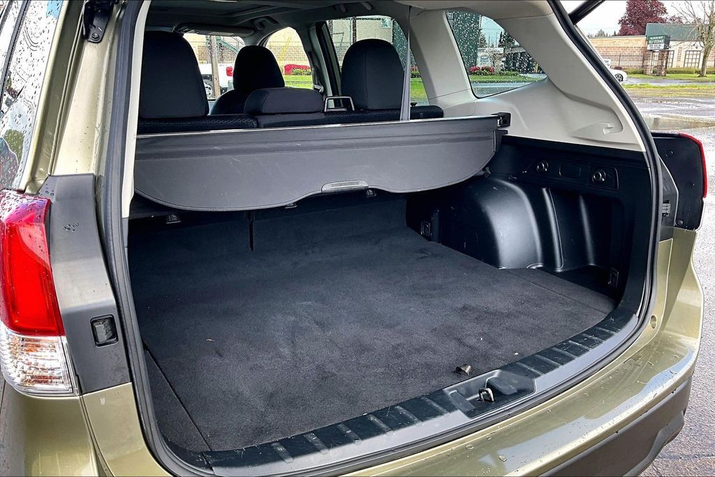 2023 Subaru Forester Premium OR