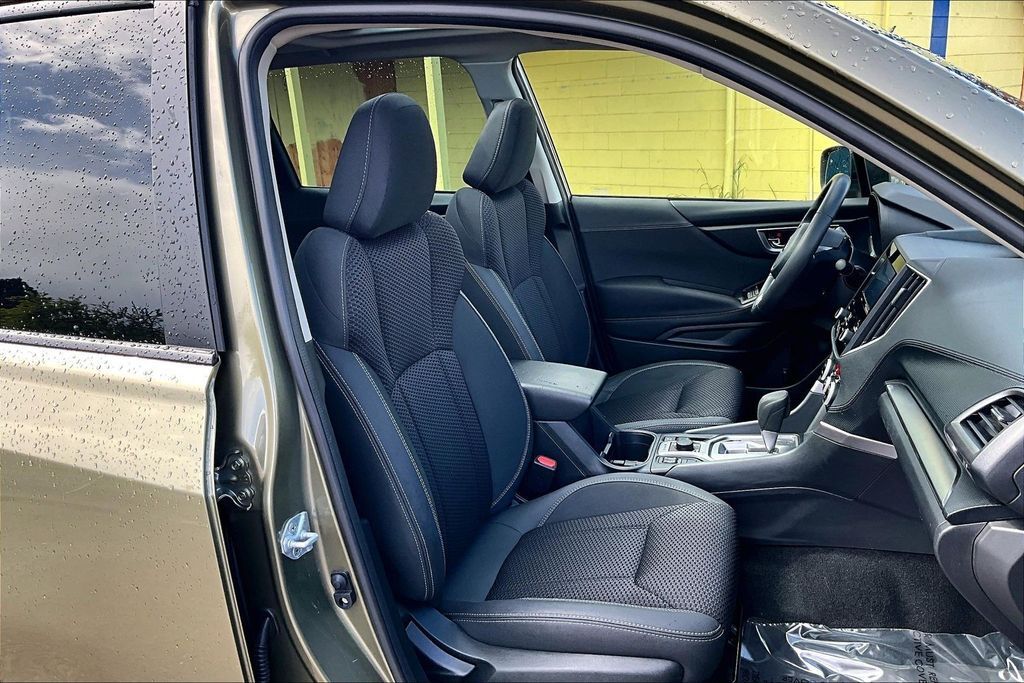 2023 Subaru Forester Premium OR