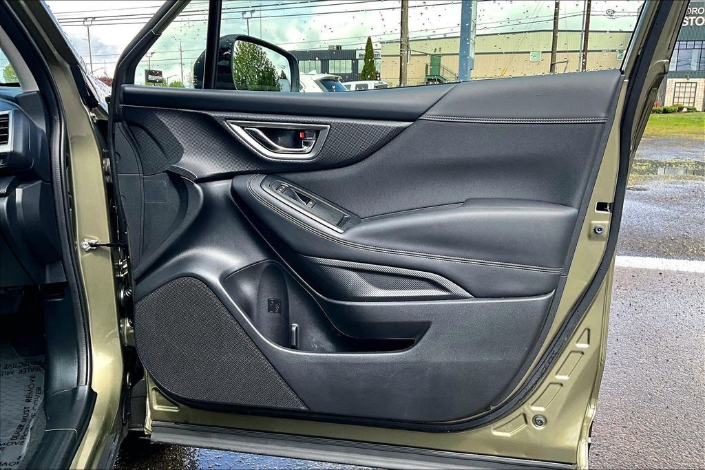 2023 Subaru Forester Premium OR