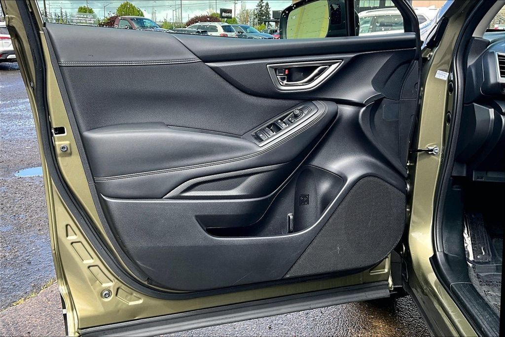 2023 Subaru Forester Premium OR