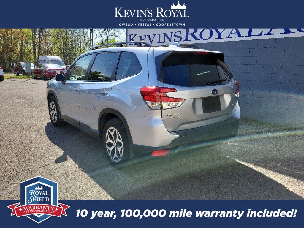 2023 Subaru Forester Premium Vestal NY