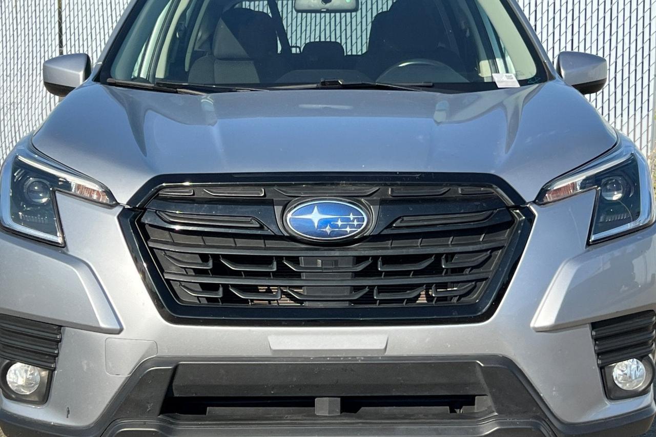 2023 Subaru Forester Premium Roseville CA