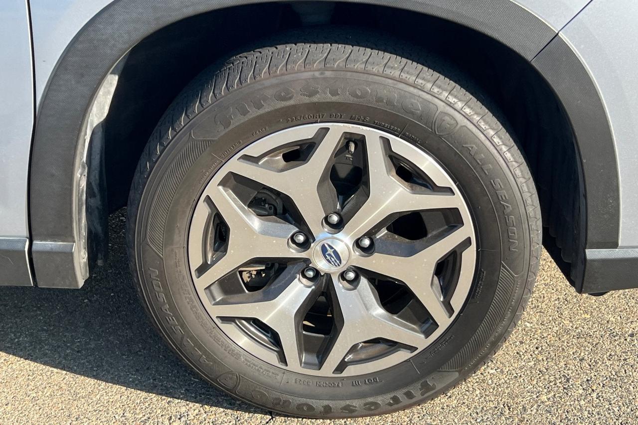 2023 Subaru Forester Premium Roseville CA