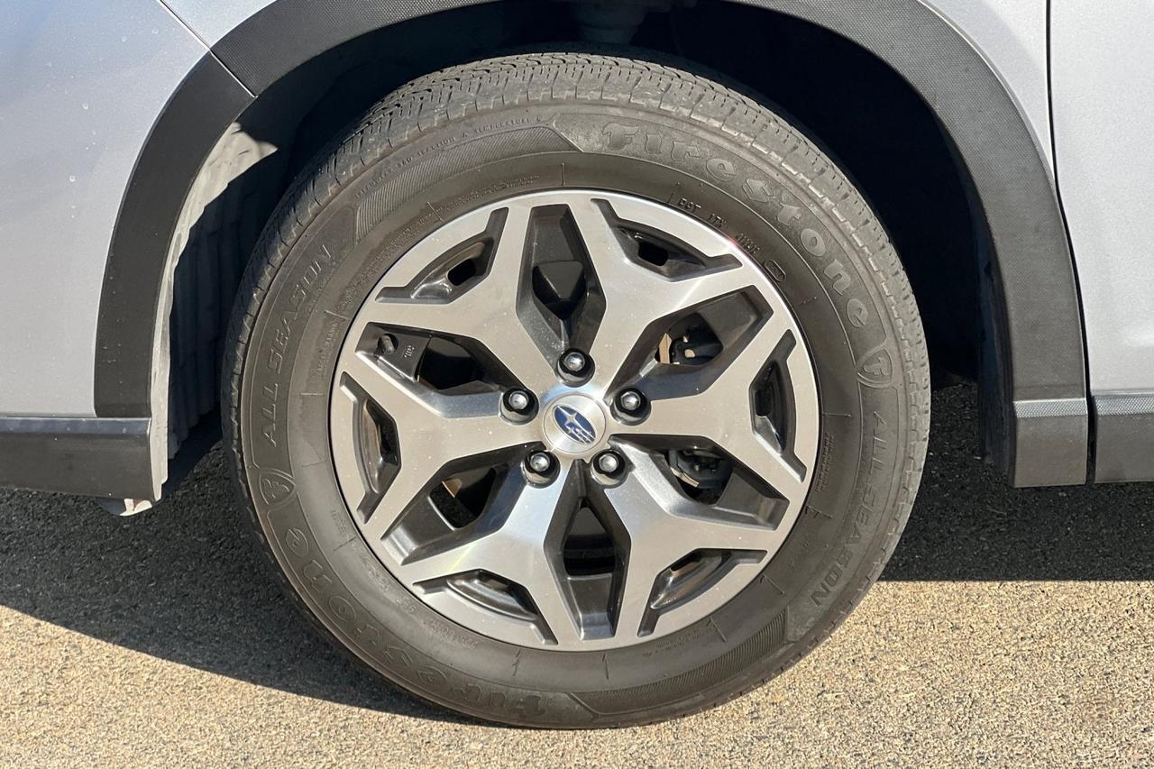 2023 Subaru Forester Premium Roseville CA