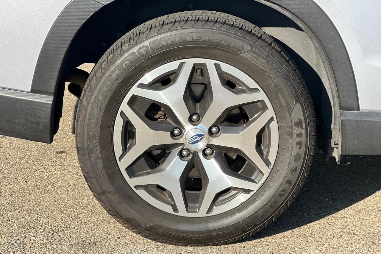 2023 Subaru Forester Premium Roseville CA